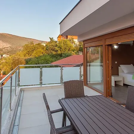 Apartman Adet