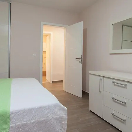 Apartman Adet