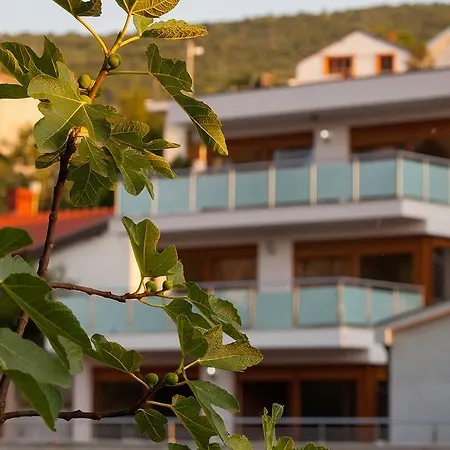 Apartman Adet